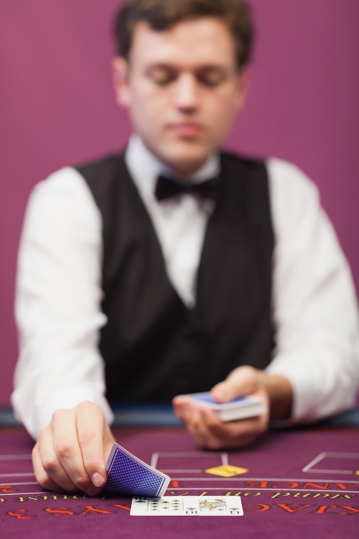 Live European Roulette croupier broadcast studio feed on rupiah777 login
